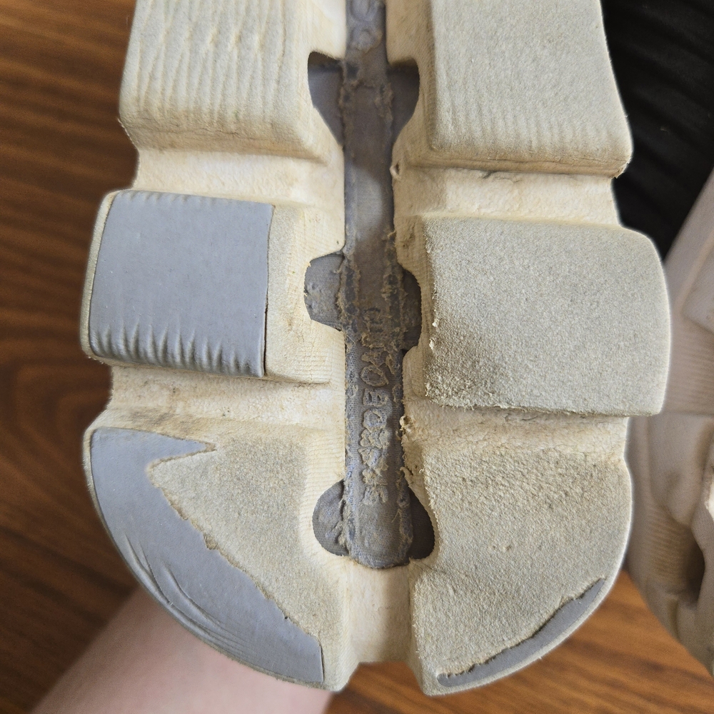 On Running Women's Cloudswift 2 Shoes In Magnet/Lavender - Picture 9 of 9